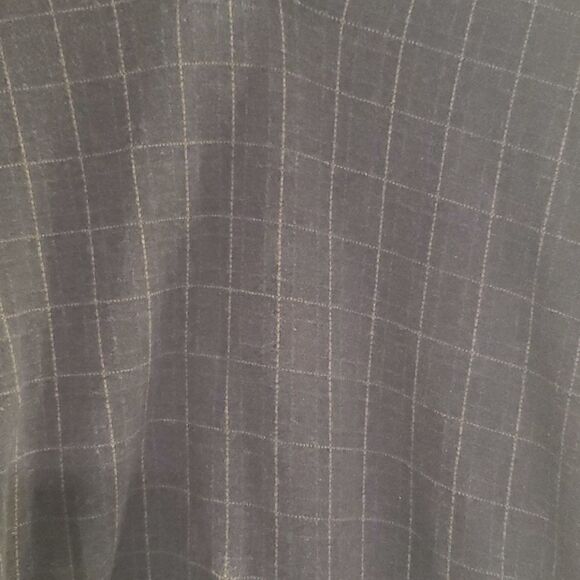 Men's Collared three button light sweater - Picture 2 of 6